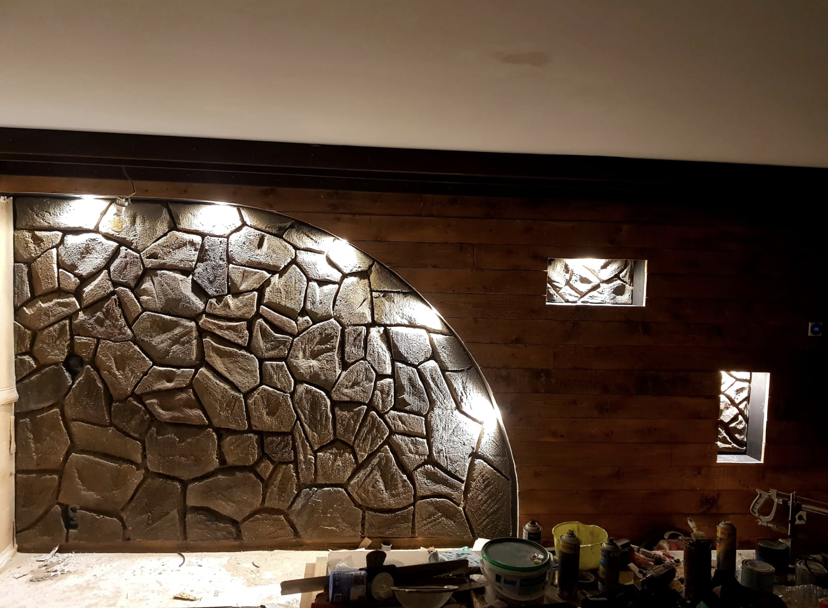 Deco mural fausses pierres